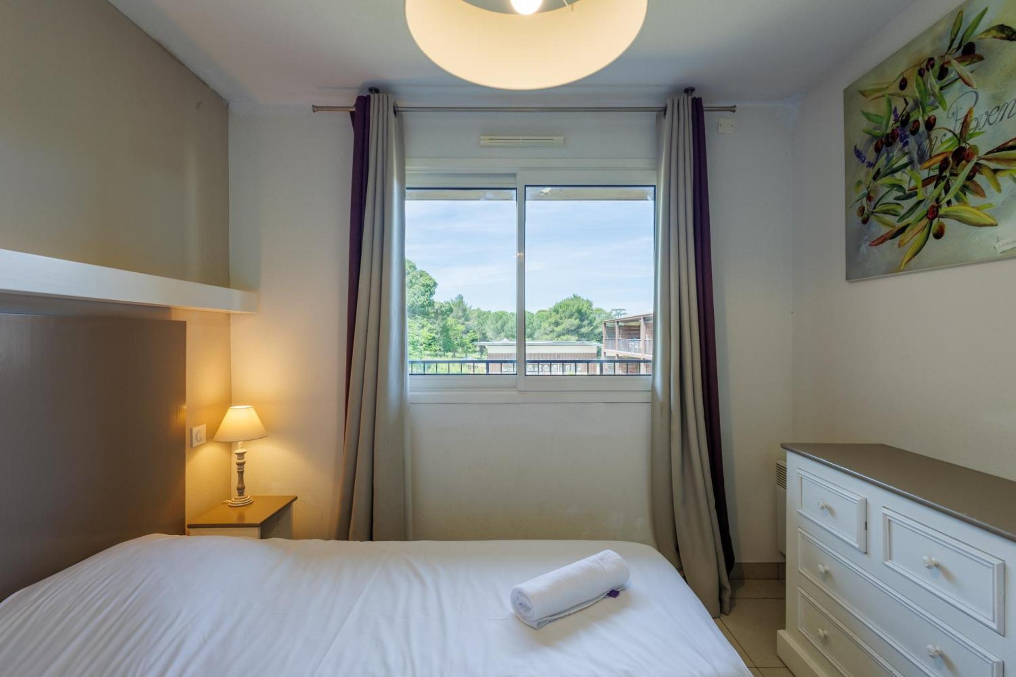 Residhotel Residence Pont Du Gard เรอมูแล็งส์ ภายนอก รูปภาพ