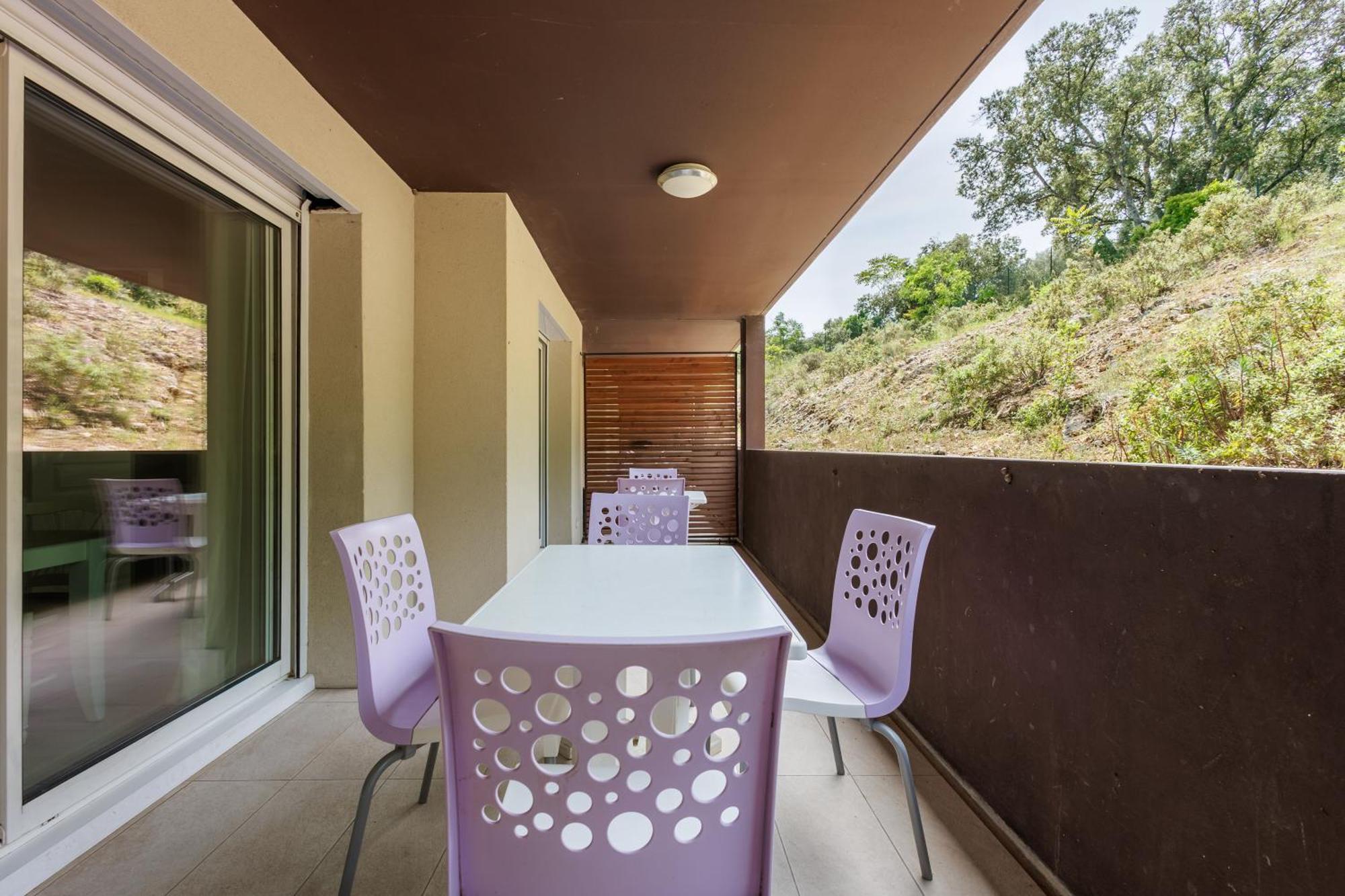 Residhotel Residence Pont Du Gard เรอมูแล็งส์ ภายนอก รูปภาพ