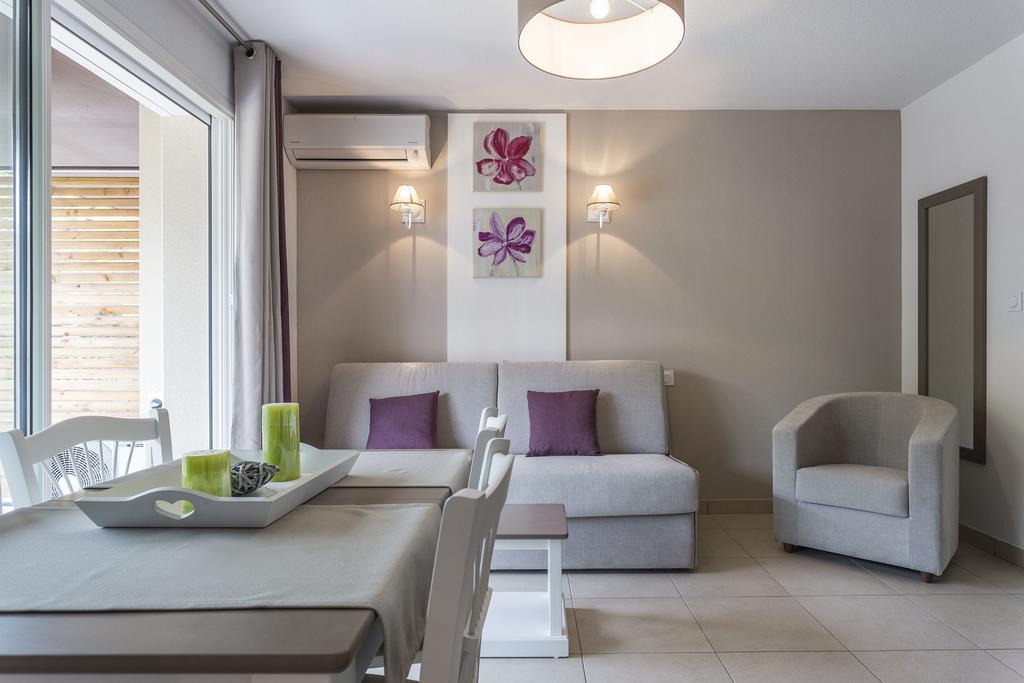 Residhotel Residence Pont Du Gard เรอมูแล็งส์ ห้อง รูปภาพ