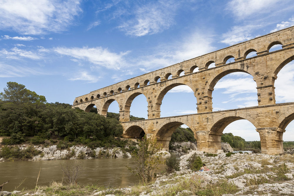 Residhotel Residence Pont Du Gard เรอมูแล็งส์ ภายนอก รูปภาพ